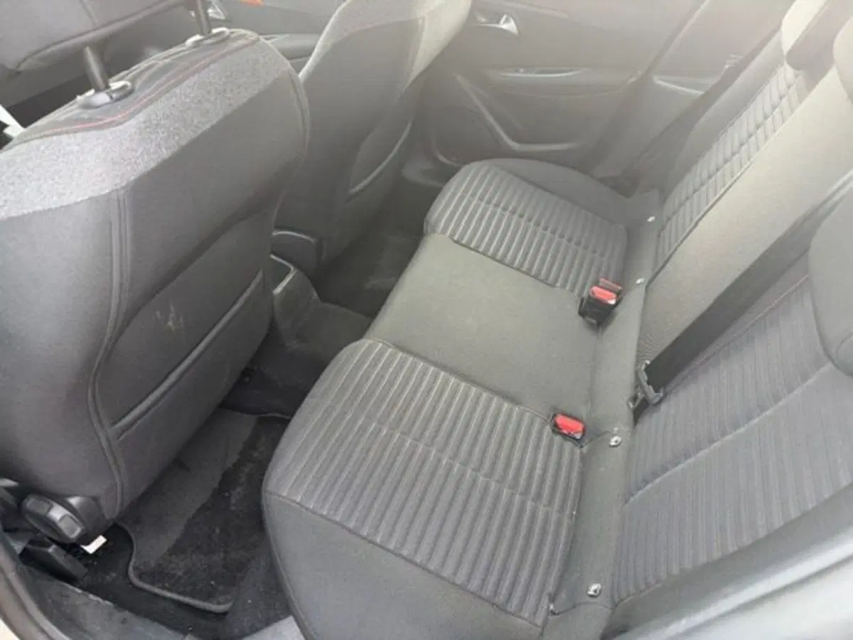 Peugeot 208 usata a Prato (8)