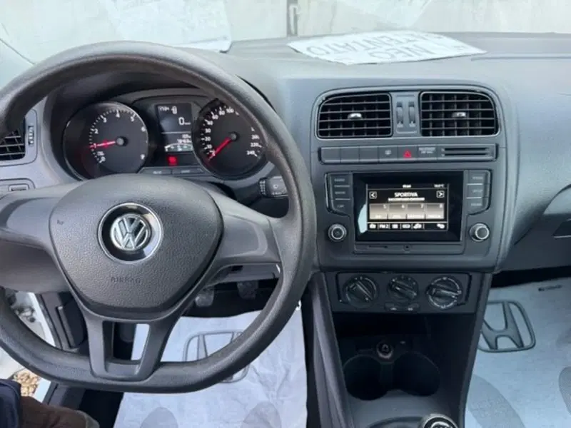 Volkswagen Polo usata a Prato (10)