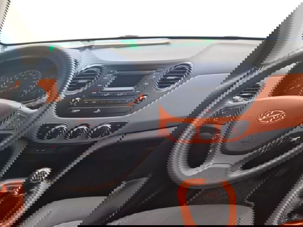 Hyundai i10 usata a Salerno (10)