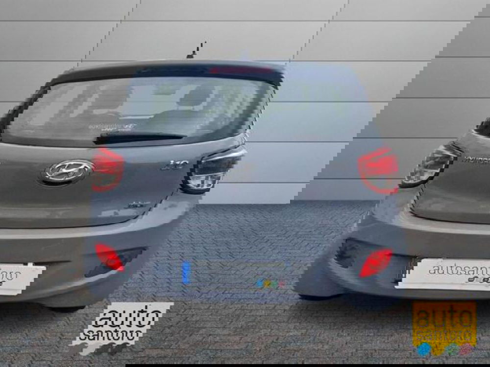 Hyundai i10 usata a Salerno (6)