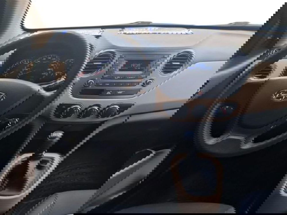 Hyundai i10 usata a Salerno (10)