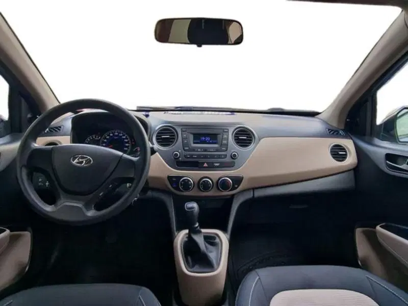 Hyundai i10 usata a Salerno (11)