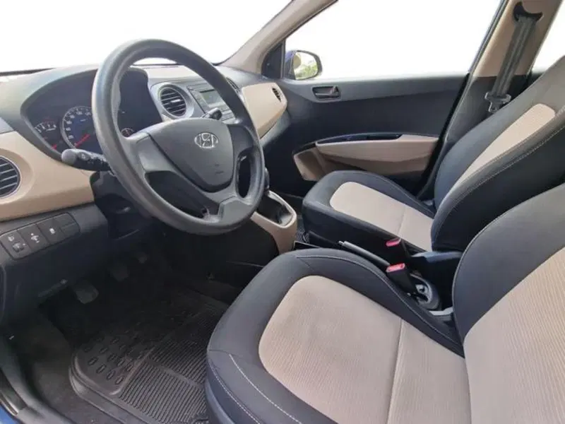 Hyundai i10 usata a Salerno (8)