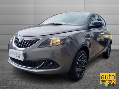 Lancia Ypsilon 1.0 FireFly 5 porte S&amp;S Hybrid Gold Plus nuova a Salerno