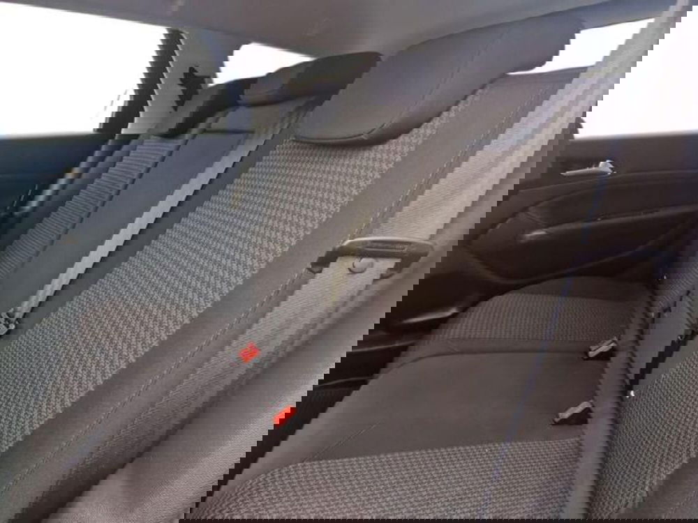 Peugeot 308 SW usata a Salerno (15)