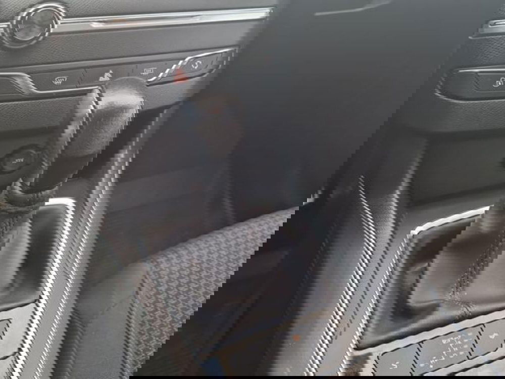 Peugeot 308 SW usata a Salerno (17)