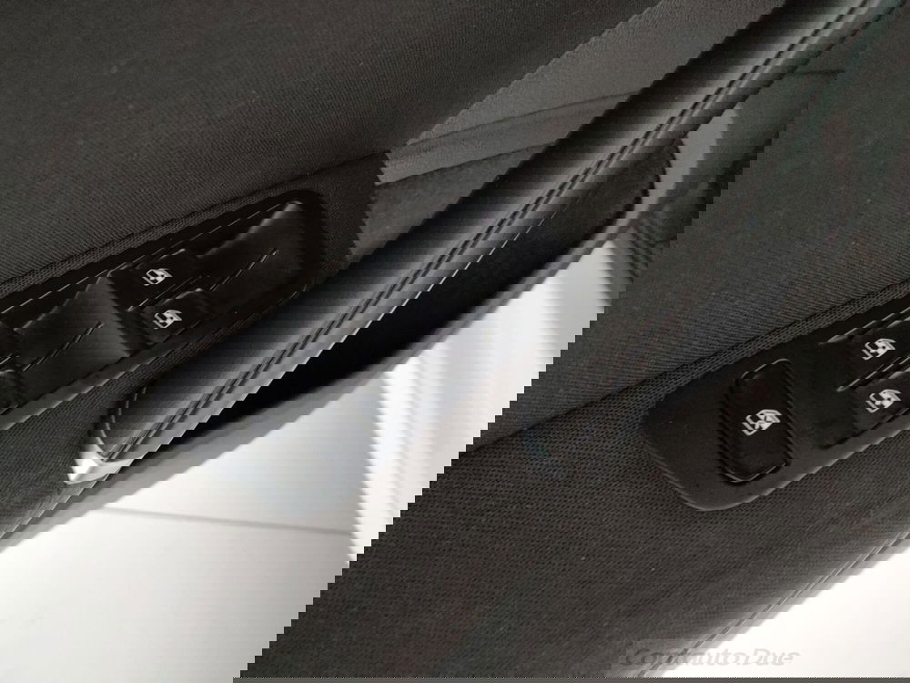 Volkswagen Golf usata a Caserta (17)