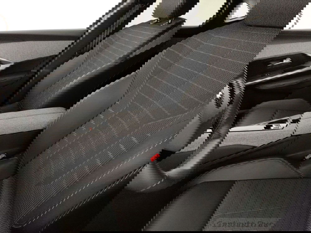 Peugeot 3008 usata a Caserta (19)