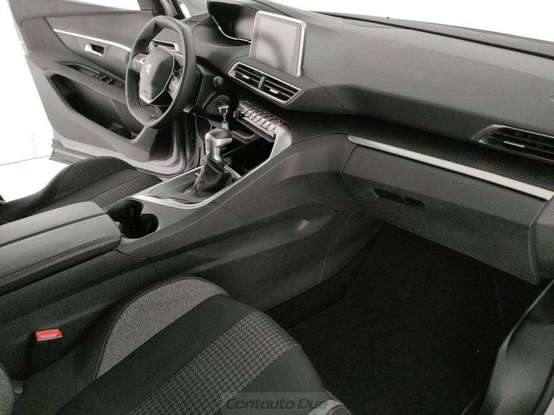 Peugeot 3008 usata a Caserta (14)