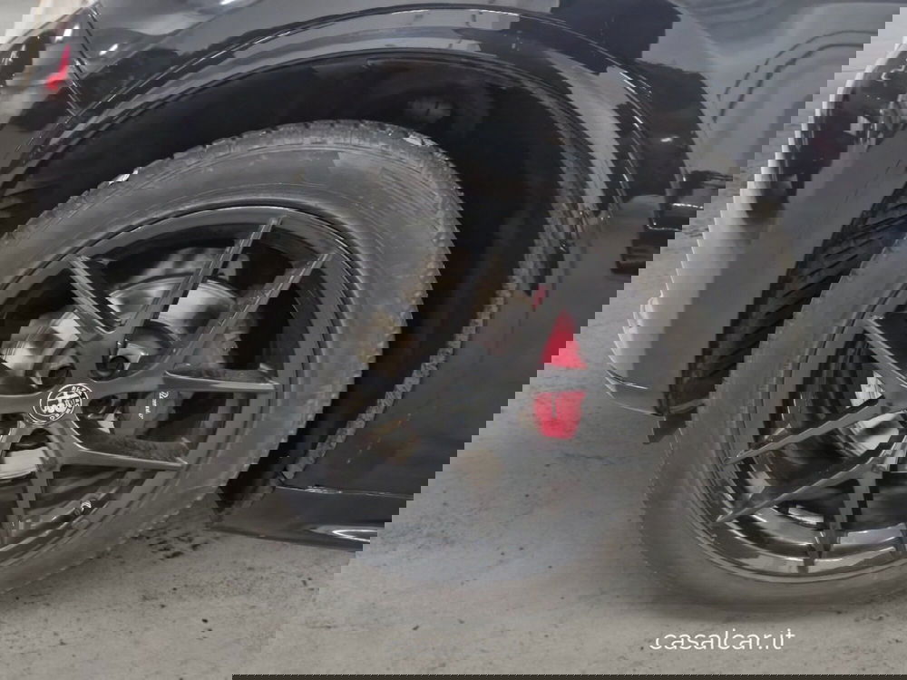 Alfa Romeo Stelvio usata a Salerno (16)