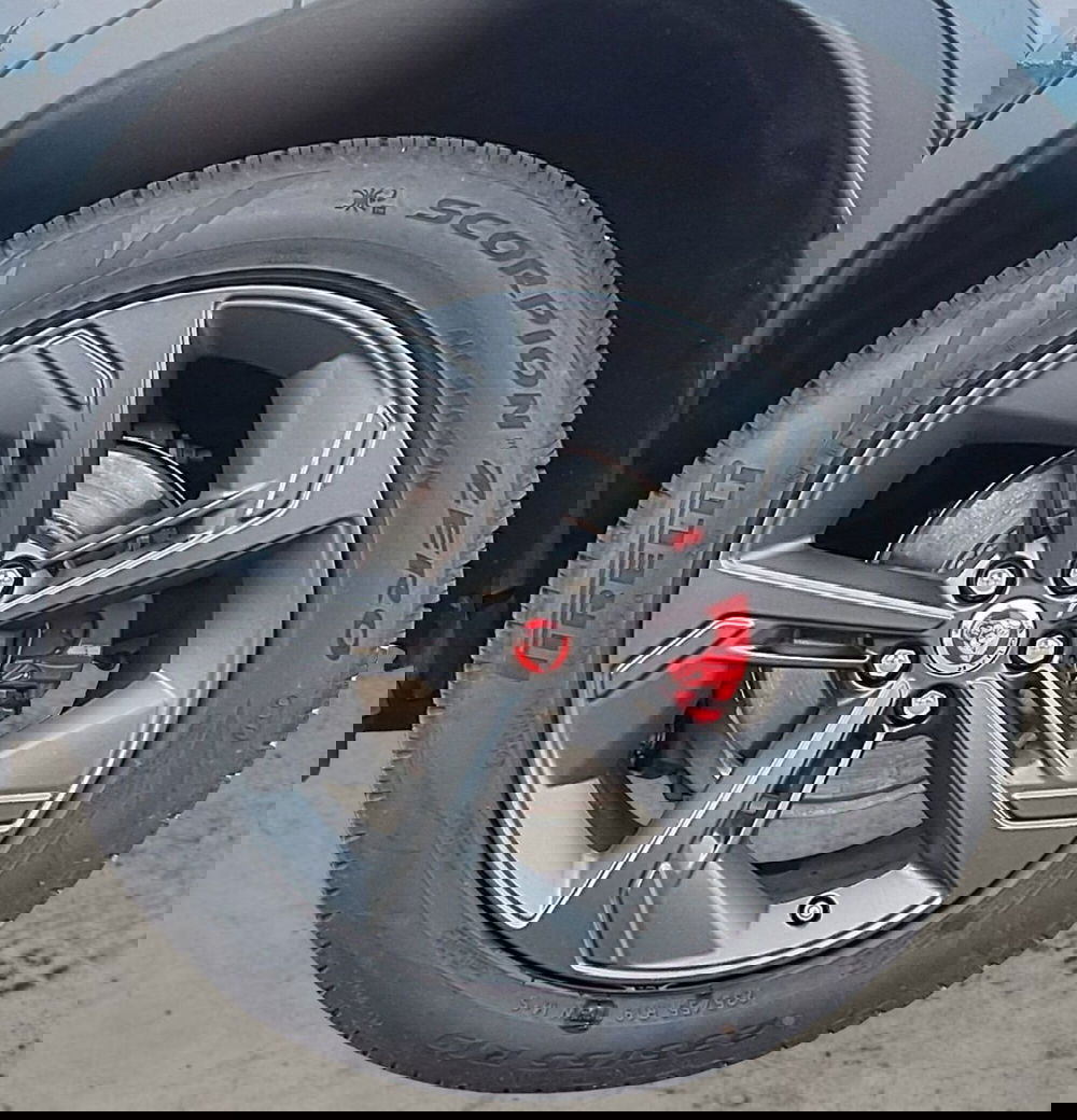 Jaguar E-Pace usata a Messina (9)