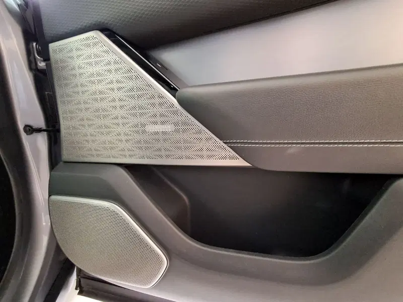 Land Rover Range Rover Velar usata a Catania (11)
