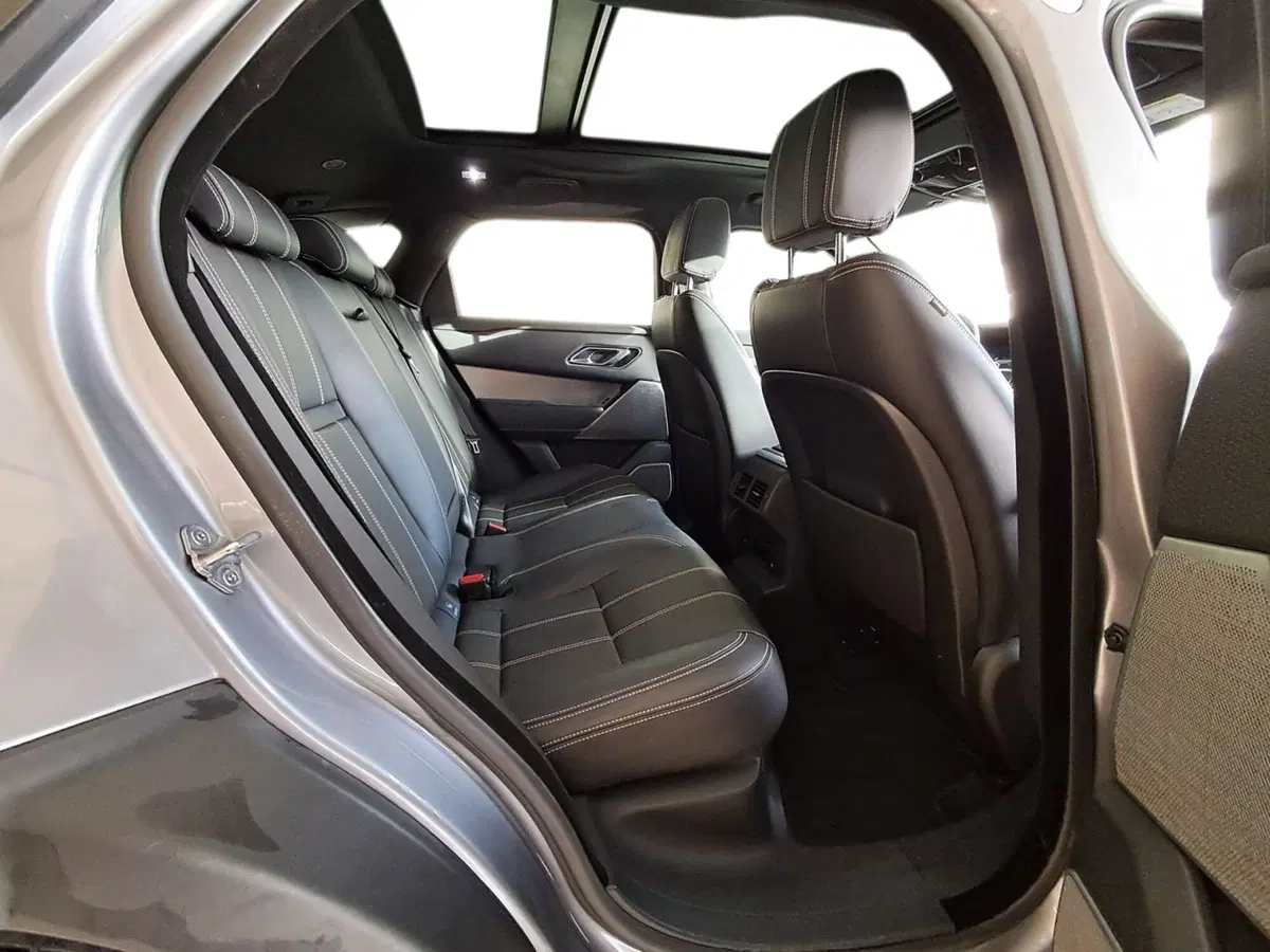 Land Rover Range Rover Velar usata a Catania (5)