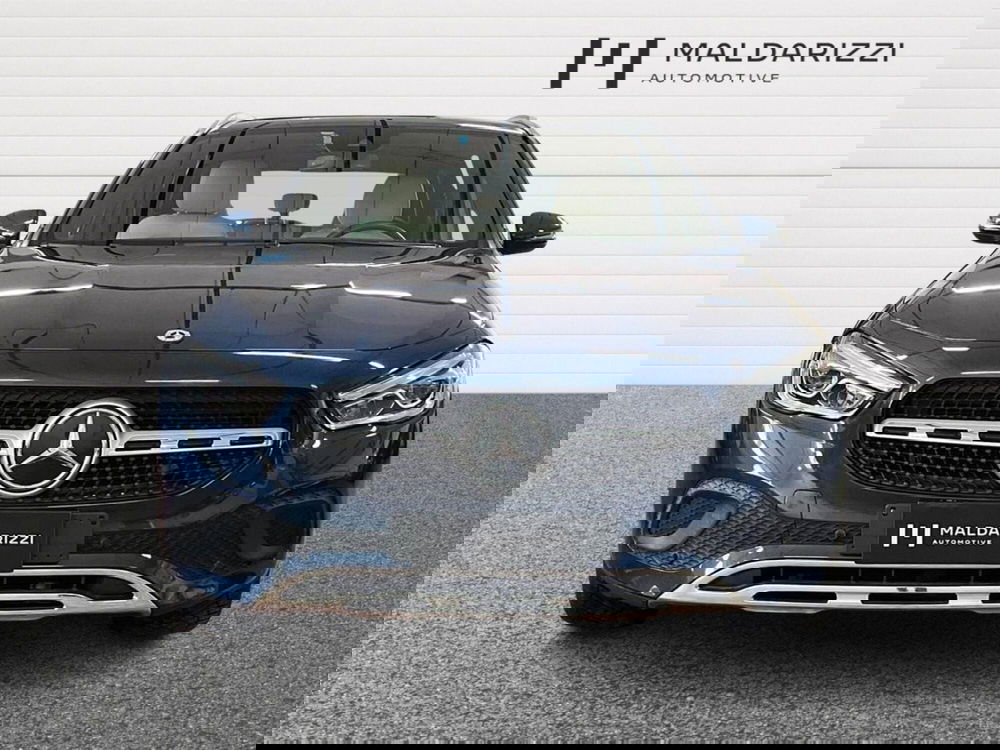 Mercedes-Benz GLA SUV usata a Bari (2)