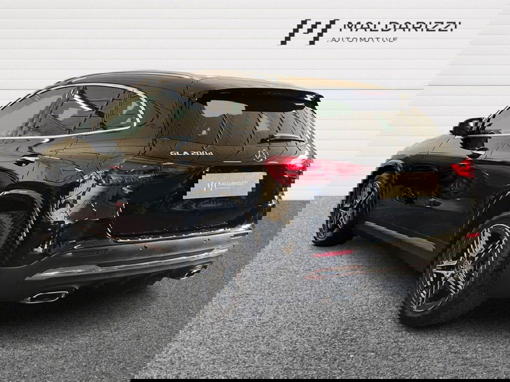 Mercedes-Benz GLA SUV usata a Lecce (4)