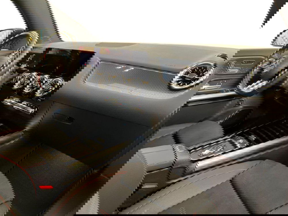 Mercedes-Benz GLA SUV usata a Lecce (9)