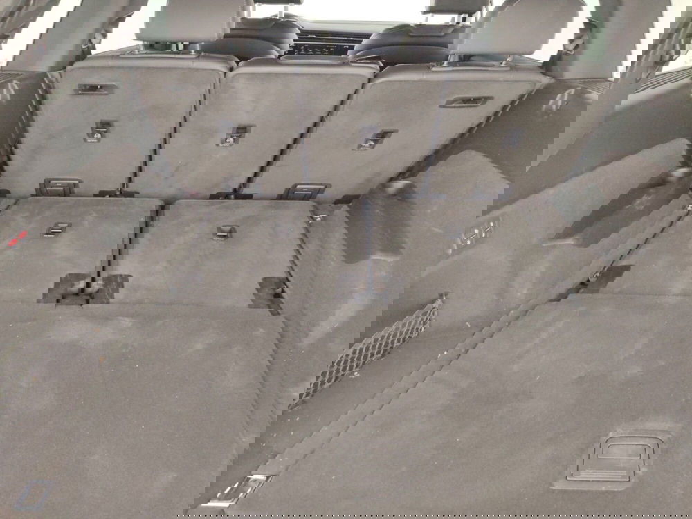 Audi Q7 usata a Massa-Carrara (16)