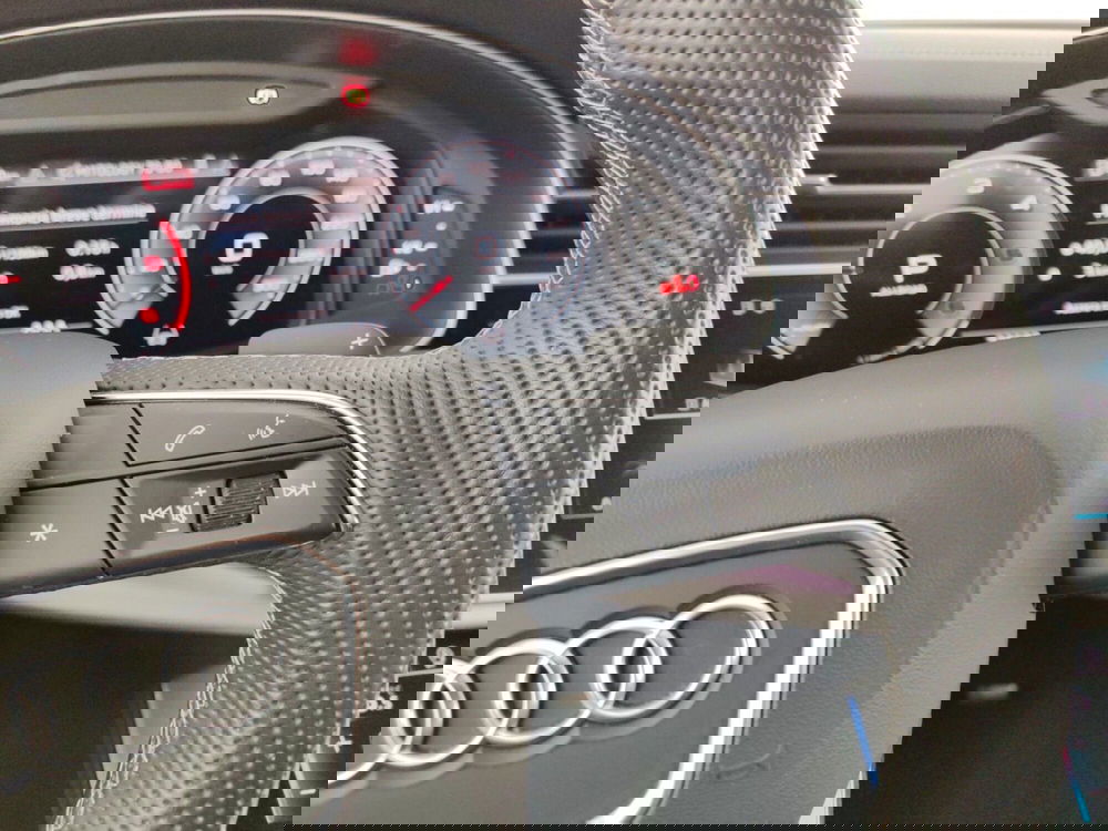 Audi Q7 usata a Massa-Carrara (17)