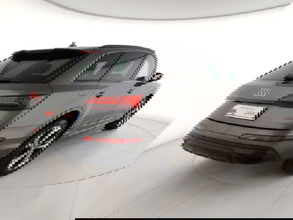 Audi Q7 usata a Massa-Carrara (4)