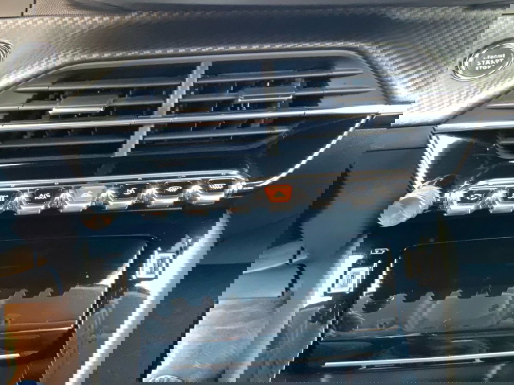 Peugeot 208 usata a Perugia (15)