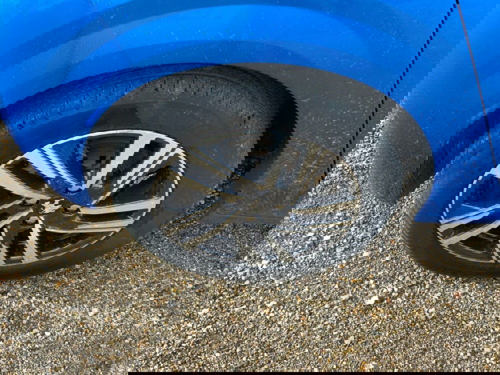 Peugeot 208 usata a Perugia (8)