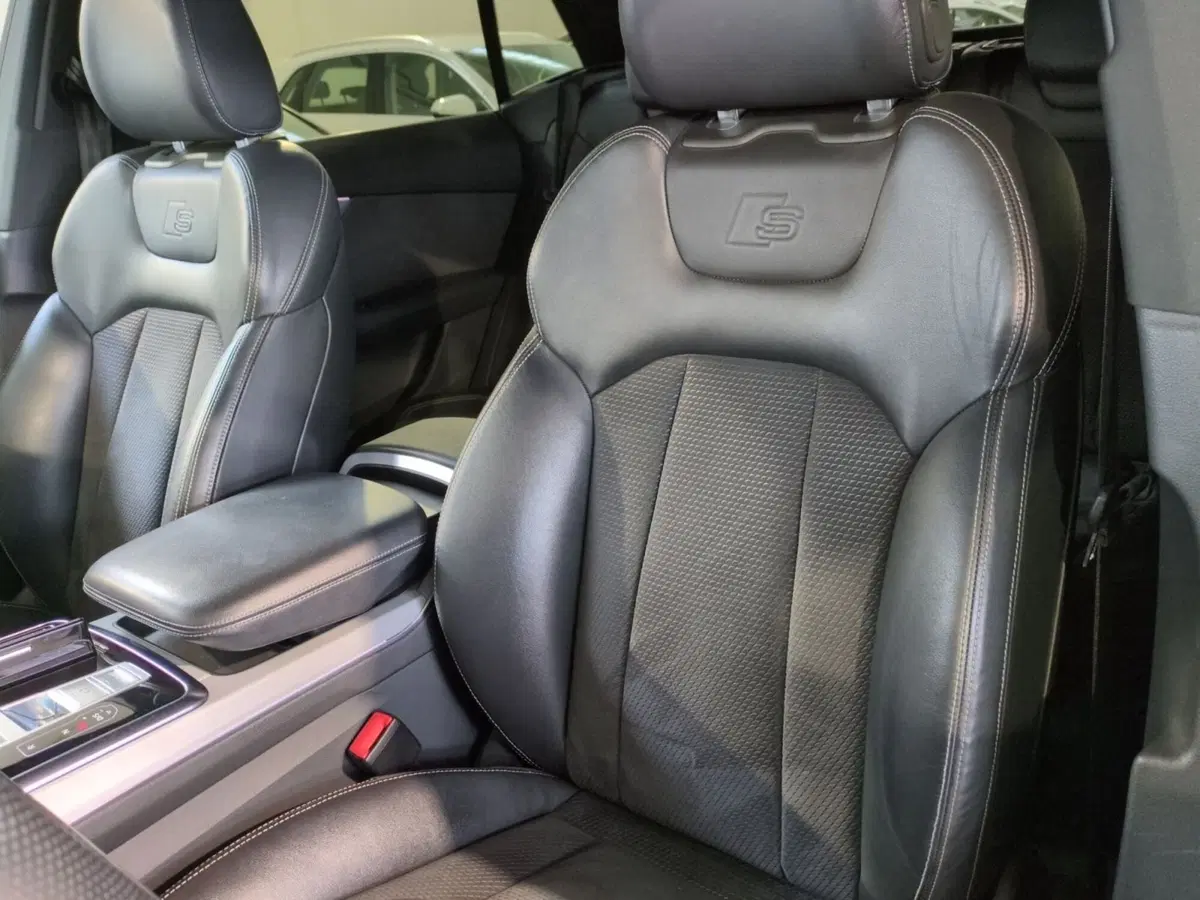 Audi Q8 usata a Agrigento (17)