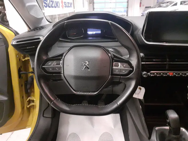 Peugeot 208 usata a Parma (12)