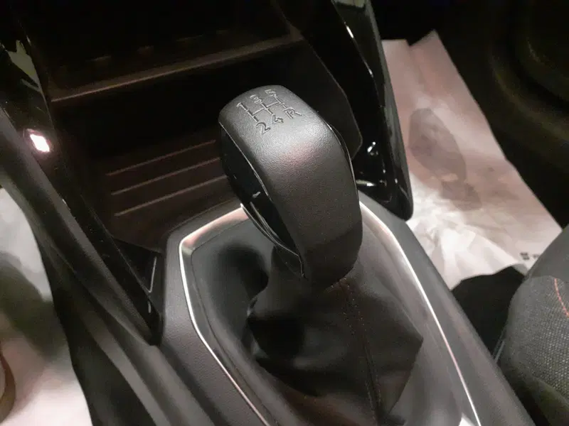 Peugeot 208 usata a Parma (14)