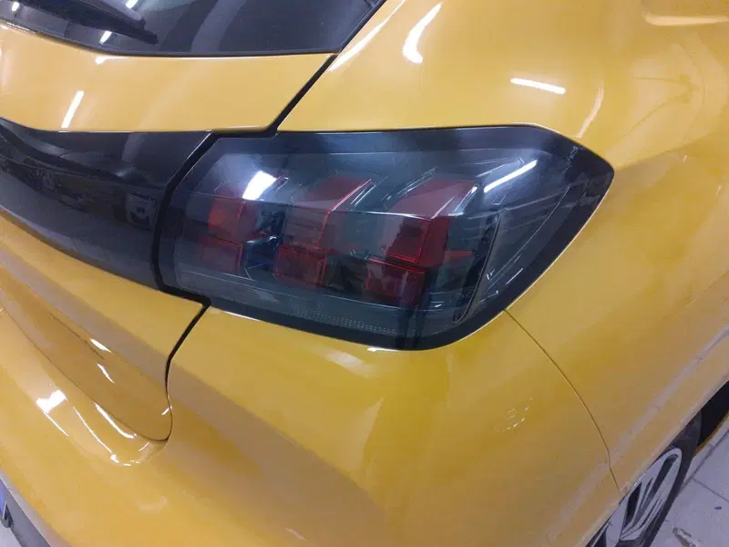 Peugeot 208 usata a Parma (17)