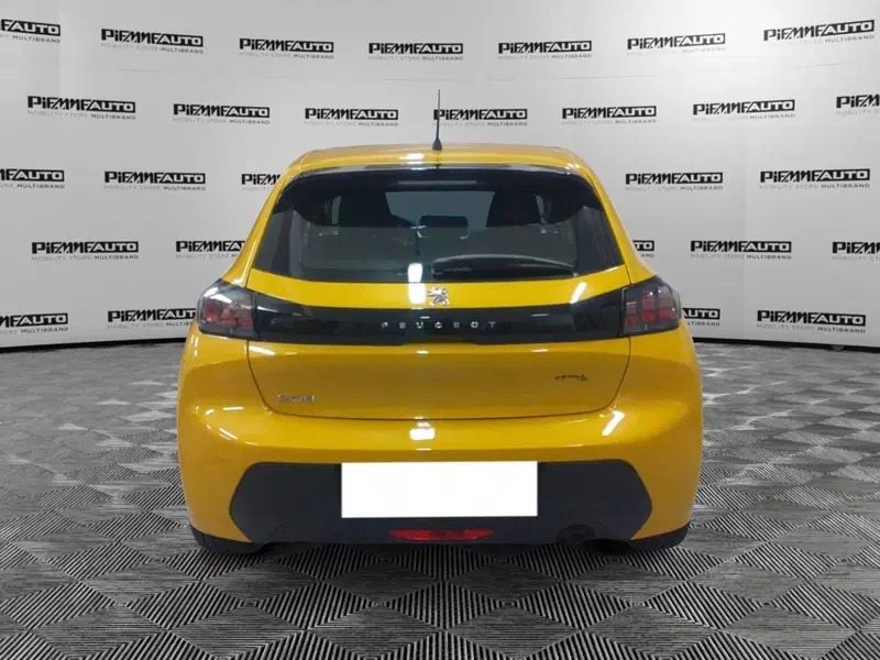 Peugeot 208 usata a Parma (4)