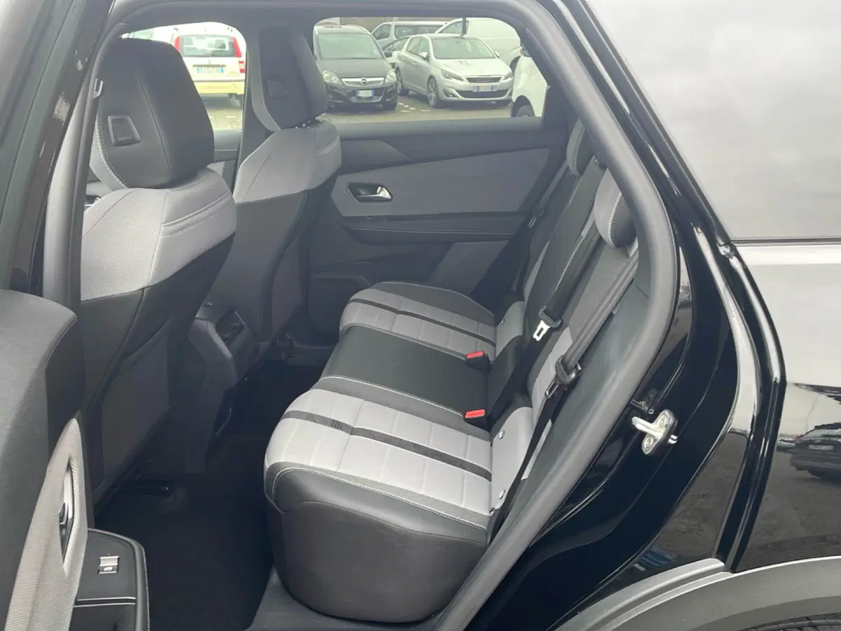 Opel Grandland usata a Piacenza (10)