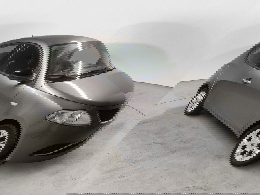 Lancia Ypsilon usata a Arezzo