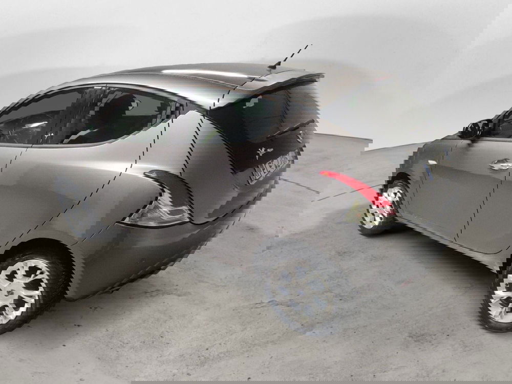 Lancia Ypsilon usata a Arezzo (4)