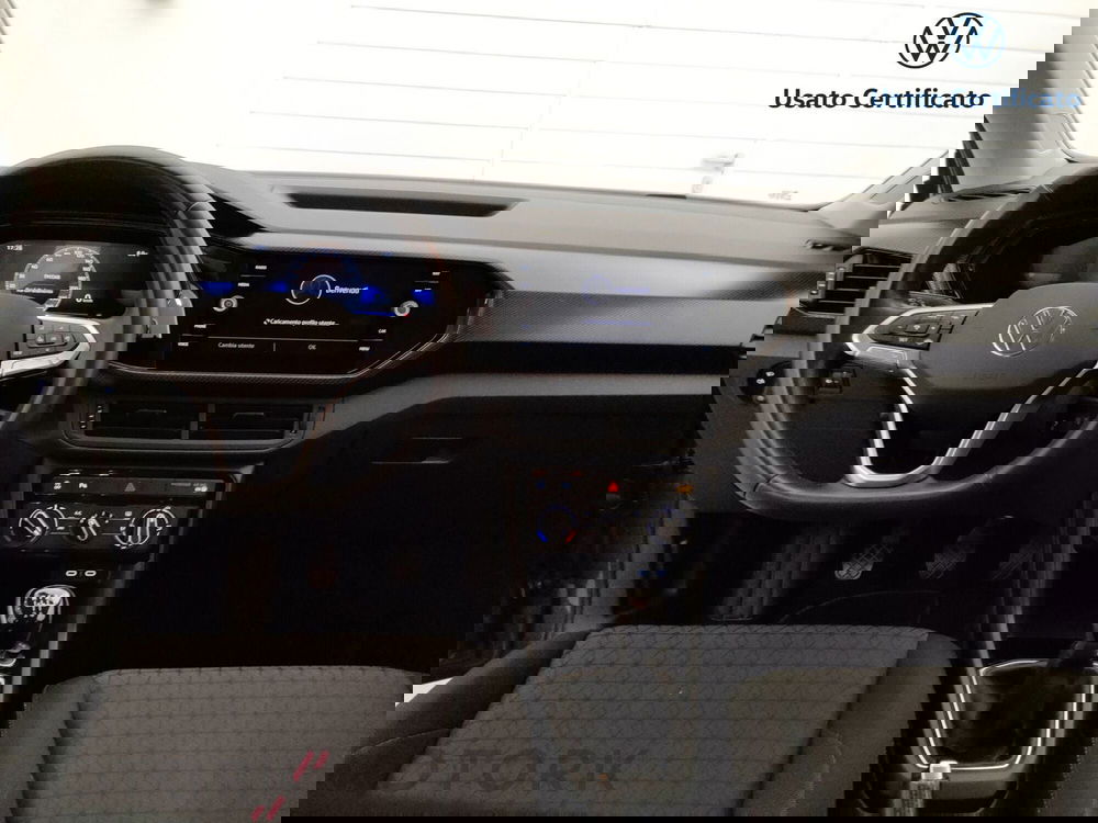 Volkswagen T-Cross usata a Varese (12)