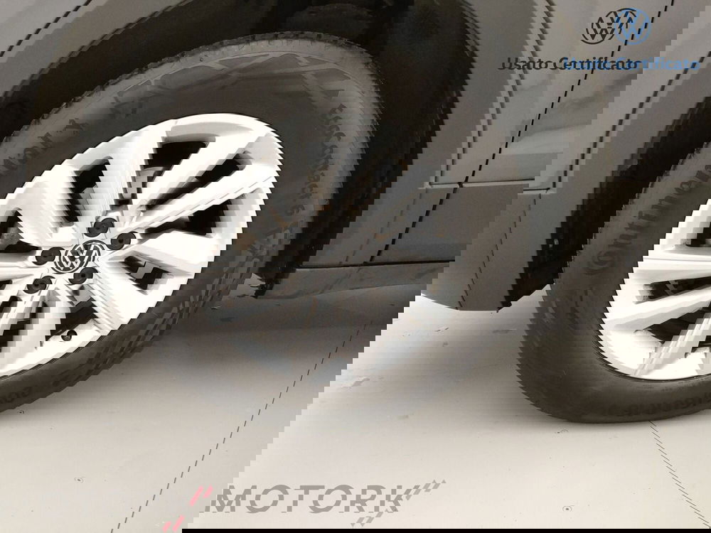 Volkswagen T-Cross usata a Varese (8)