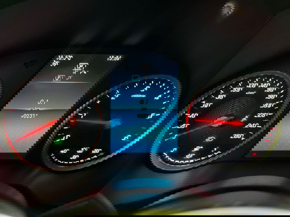 Mercedes-Benz GLC SUV usata a Napoli (7)