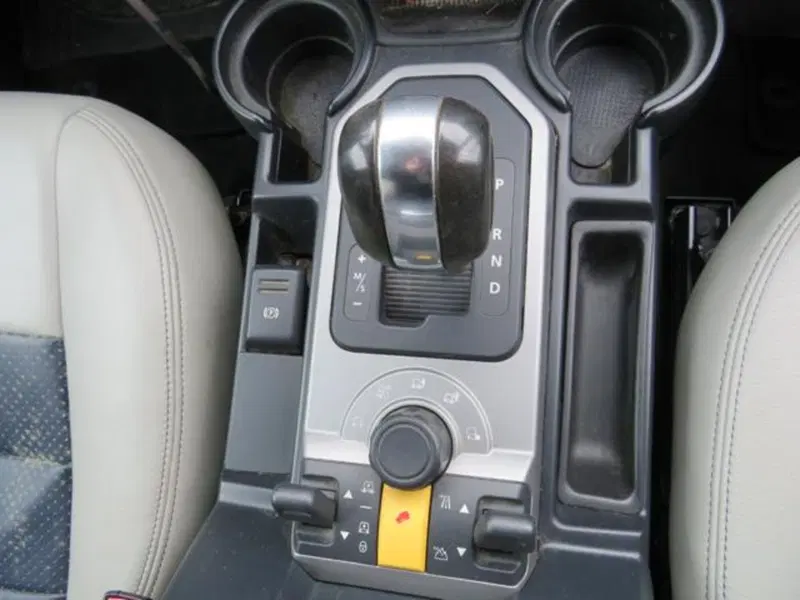 Land Rover Discovery usata a Lodi (10)