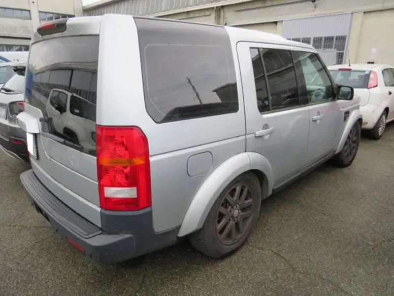 Land Rover Discovery usata a Lodi (4)