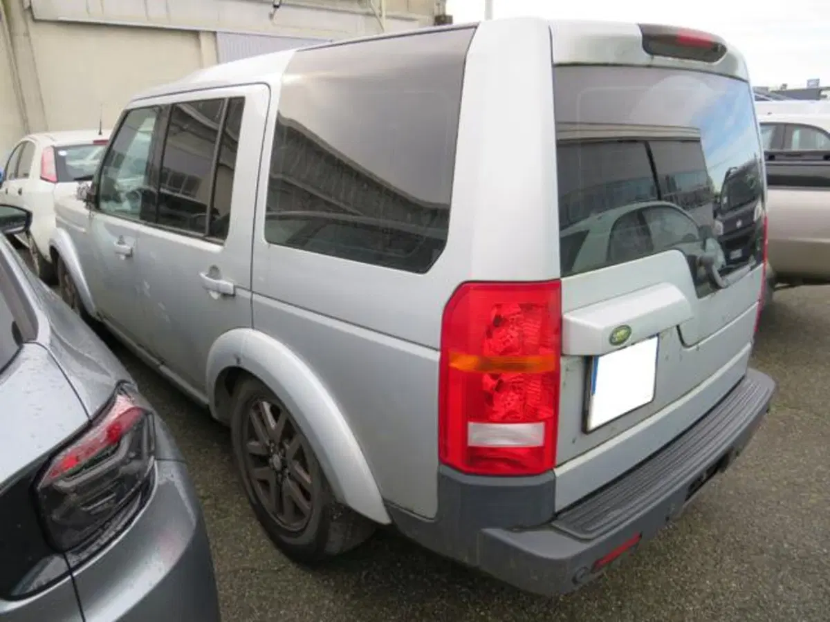 Land Rover Discovery usata a Lodi (6)