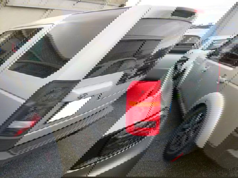 Land Rover Discovery usata a Lodi (6)