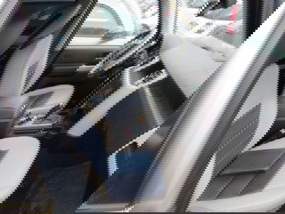 Land Rover Discovery usata a Lodi (7)