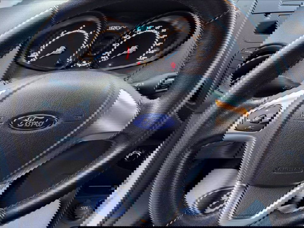 Ford Transit Courier usata a Milano (10)