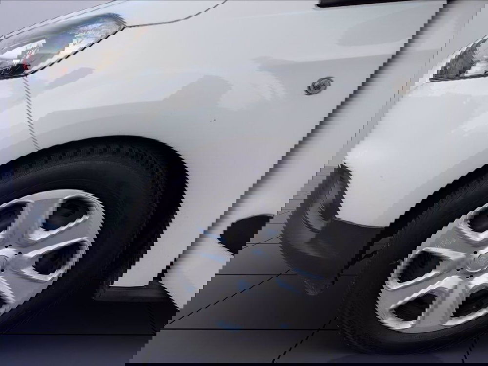 Ford Transit Courier usata a Milano (14)