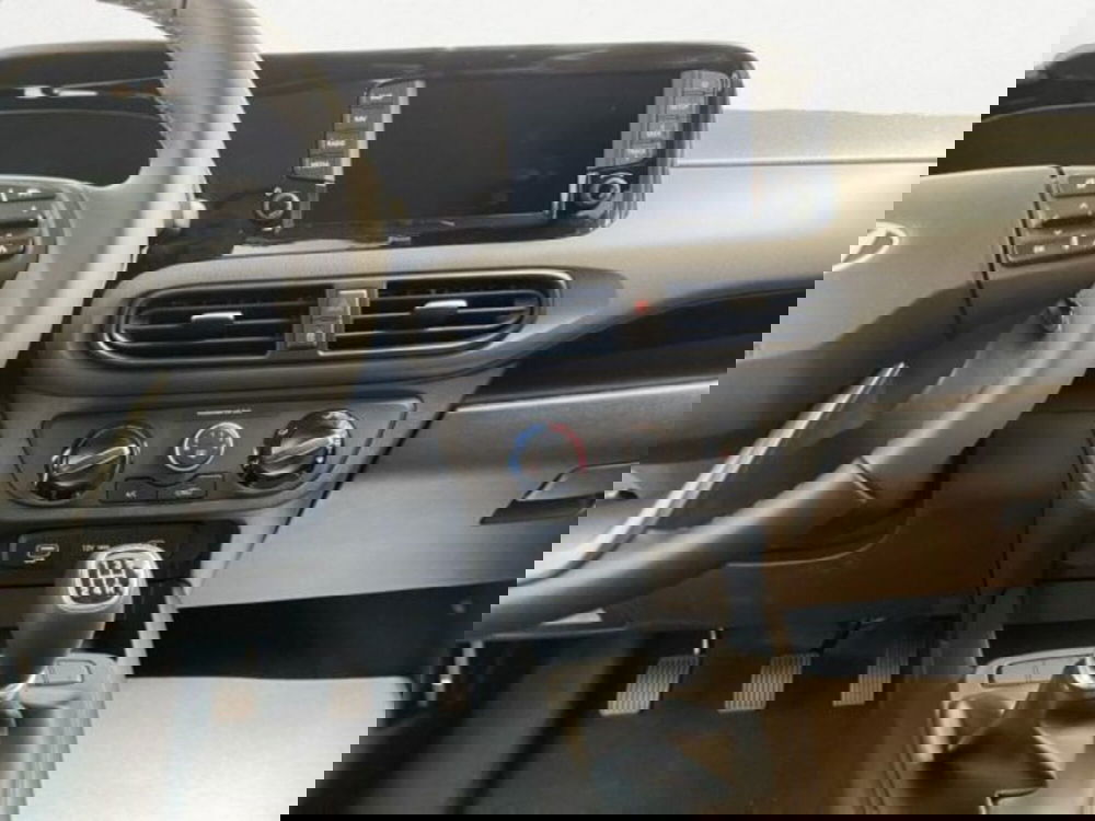 Hyundai i10 nuova a Padova (9)