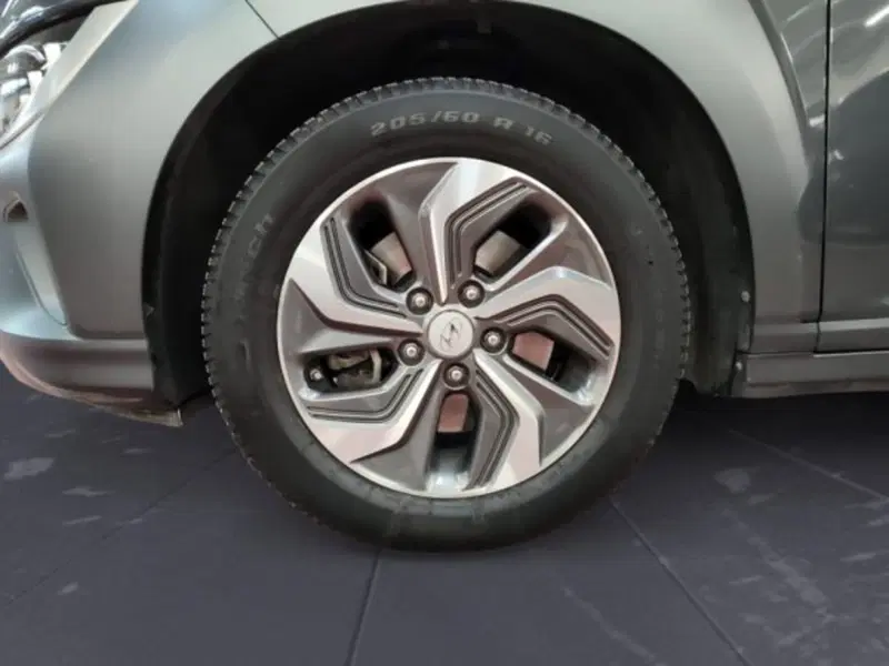 Hyundai Kona usata a Padova (16)