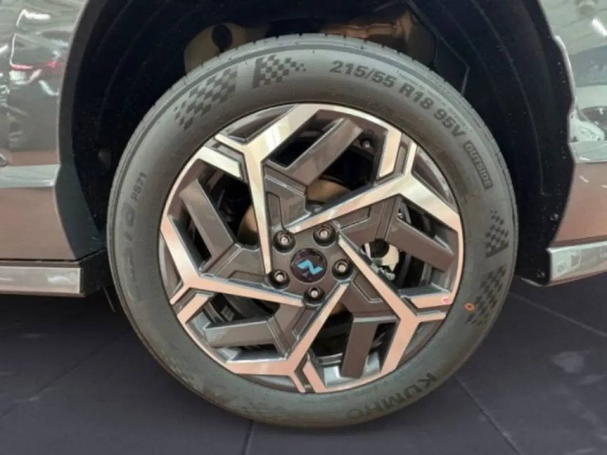 Hyundai Kona nuova a Padova (12)