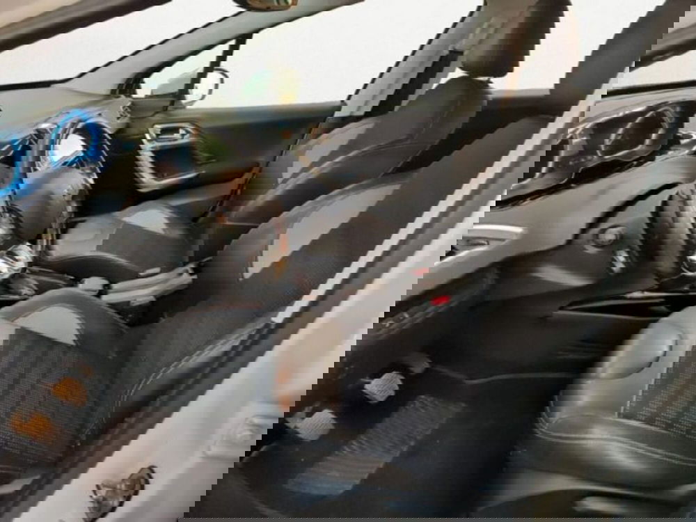 Peugeot 2008 usata a Padova (9)