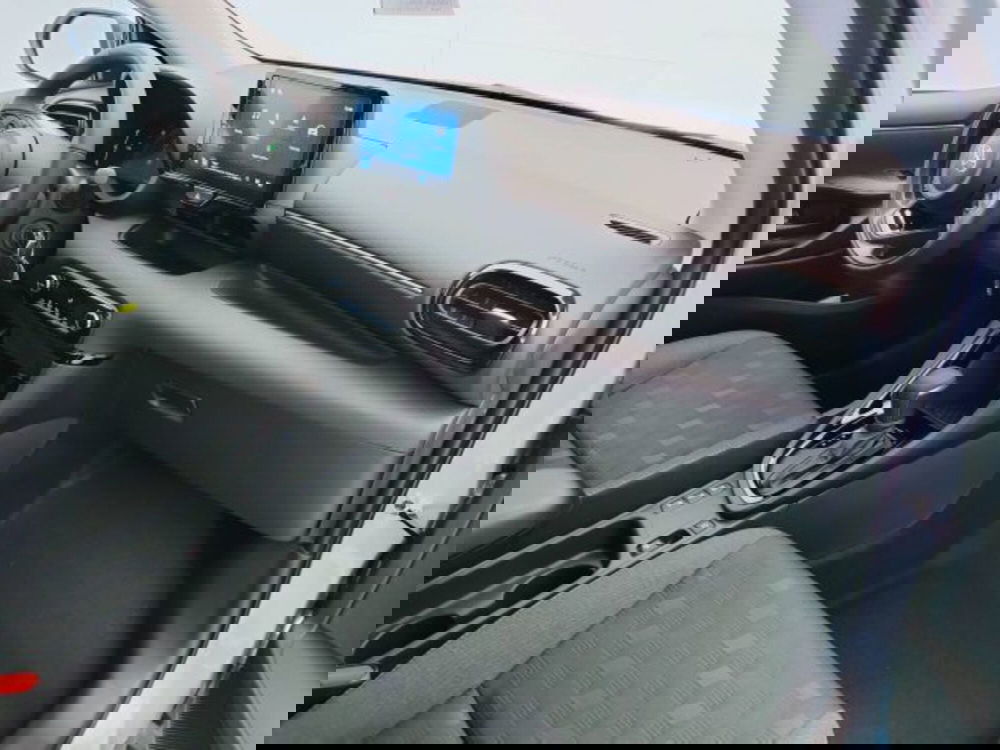 Toyota Yaris nuova a Teramo (11)