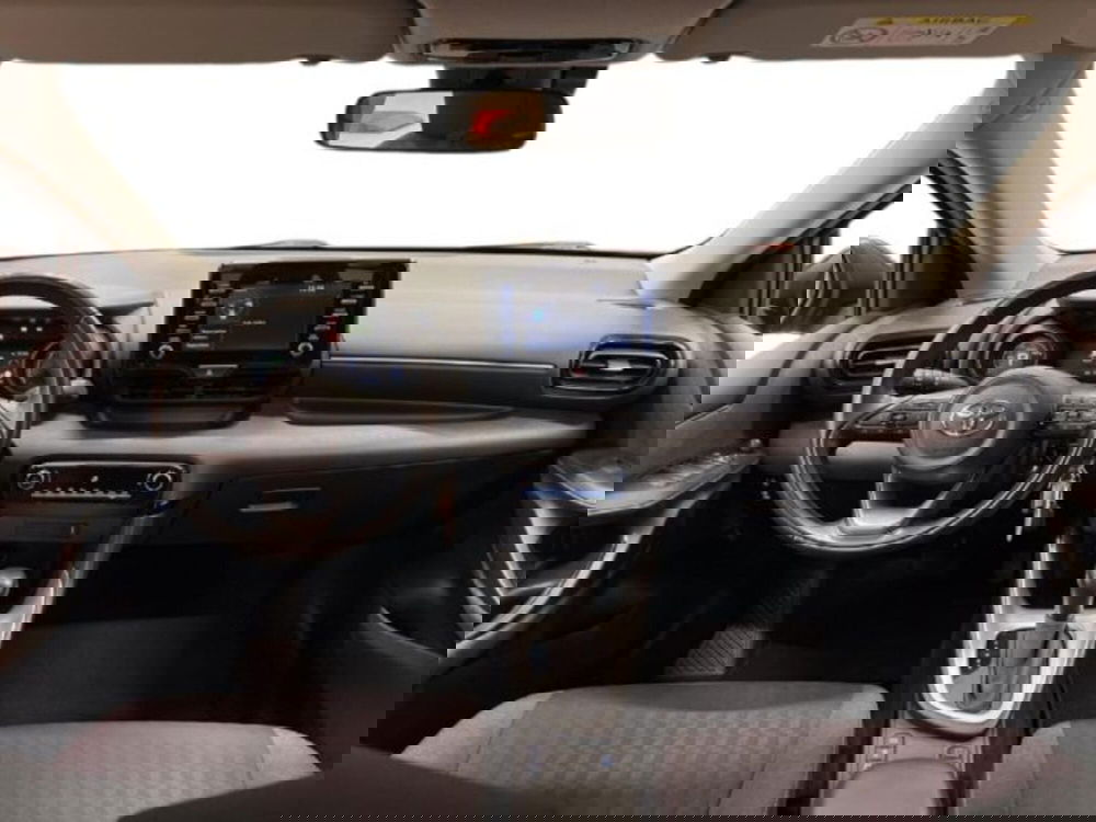 Toyota Yaris Cross usata a Vercelli (9)