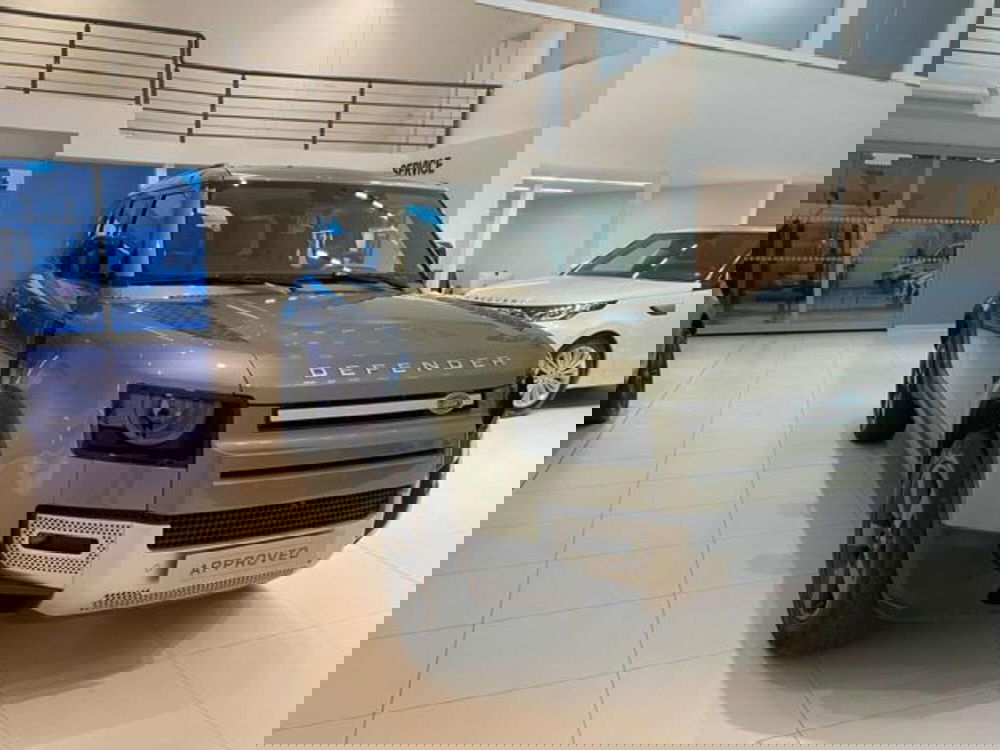 Land Rover Defender usata a Lucca